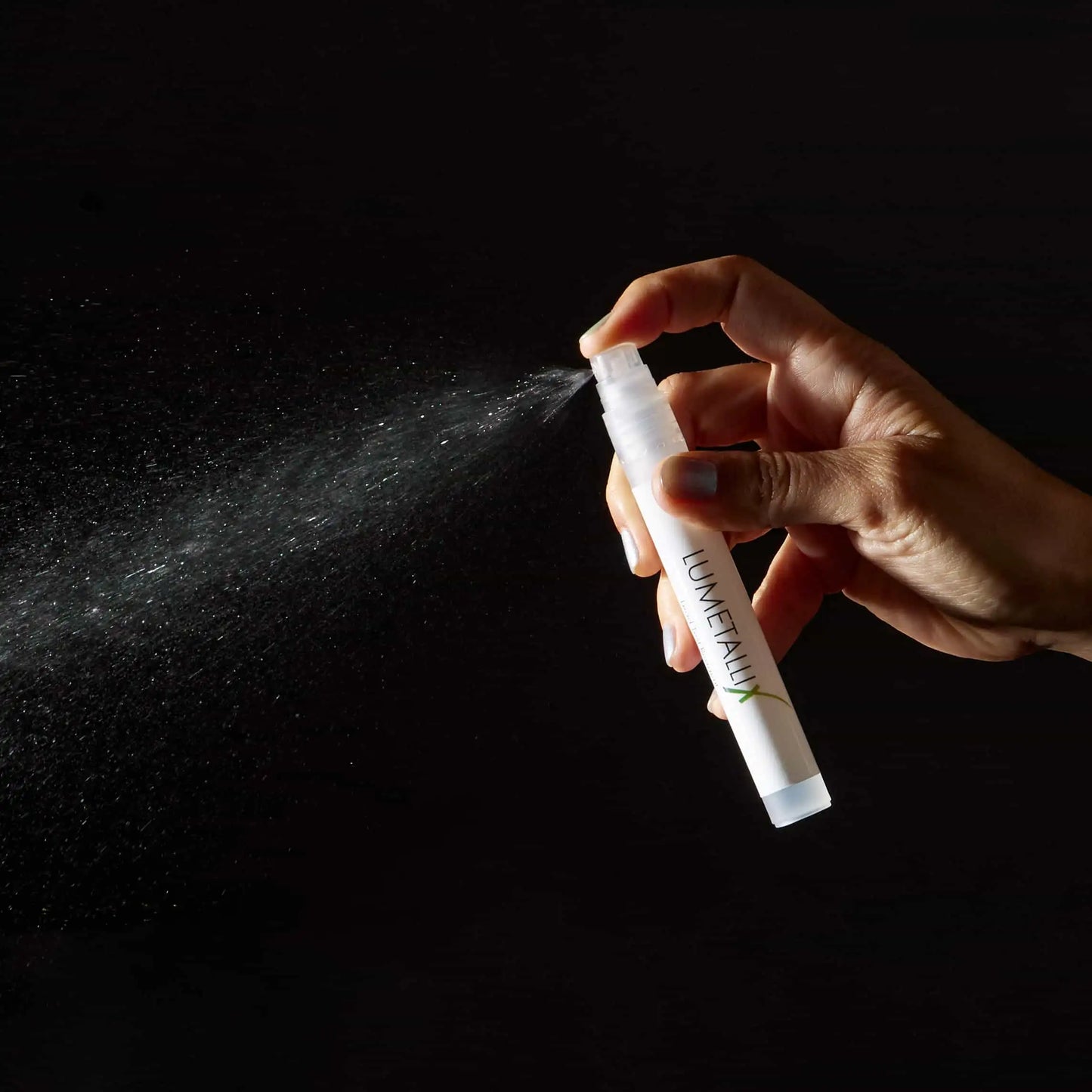 Spraying lead checker bottle